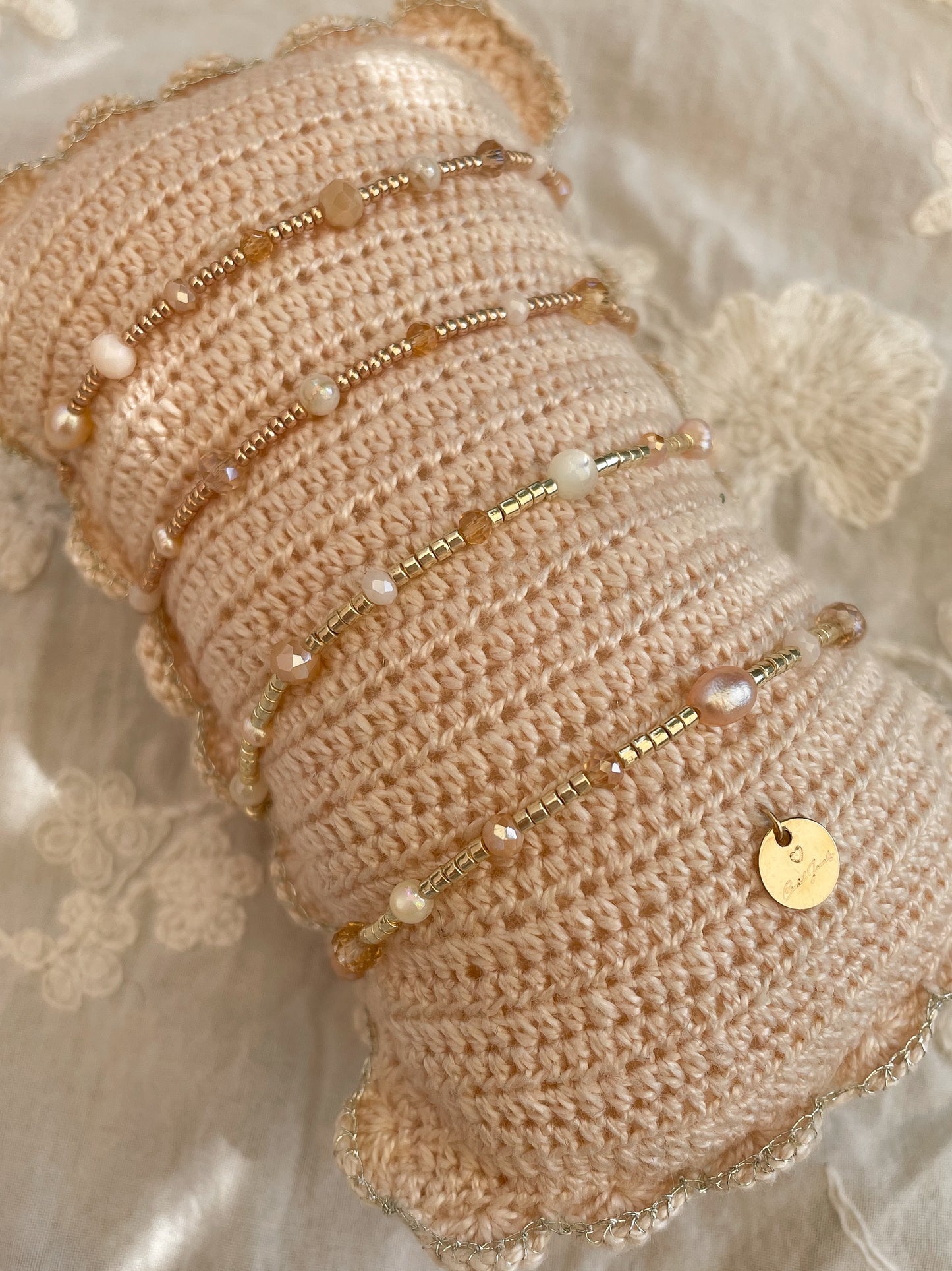 Nola beige armband