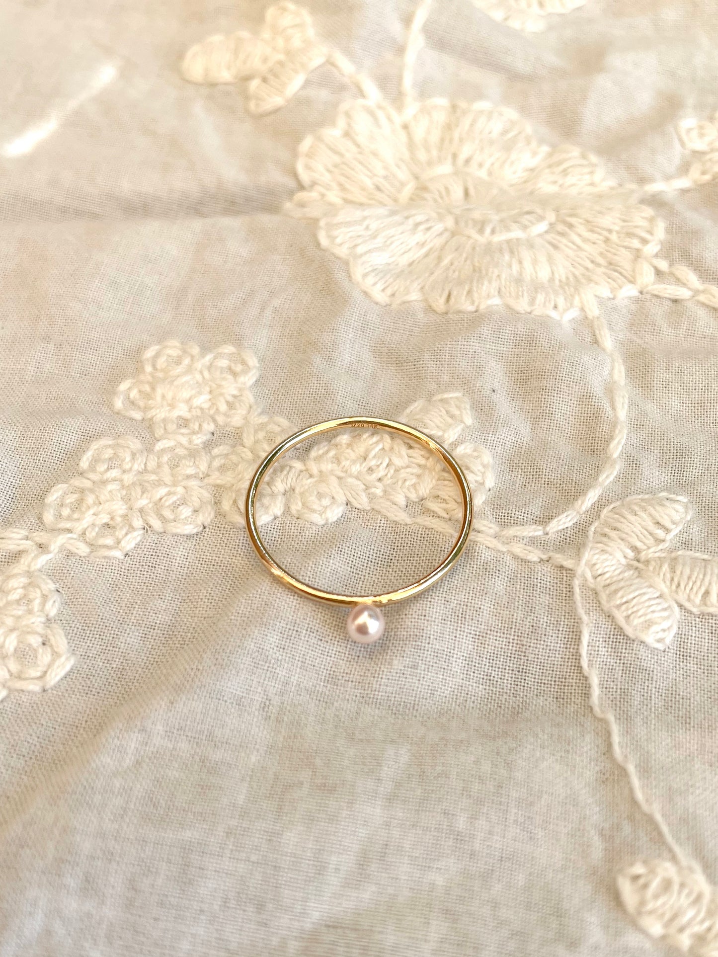 Lulu lichtroze parel ring