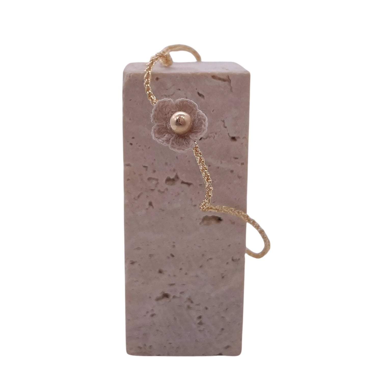 Lorin gehaakte bloem armband