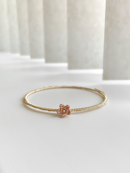 Cassidy gehaakte bangle goud