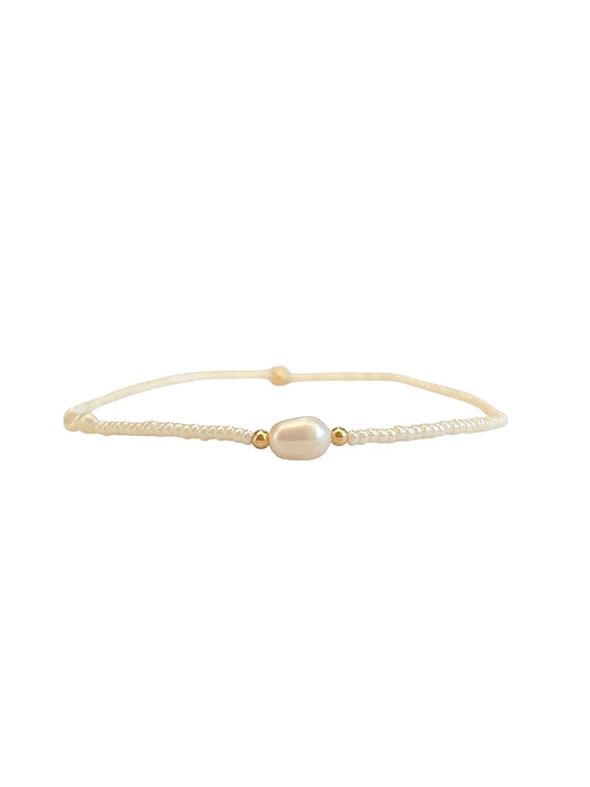 Xavoia Miyuki wit met parel stretch armband